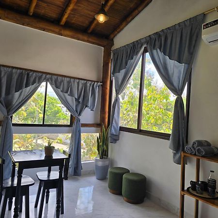 Palmendros Hosteria Montañita Exteriér fotografie